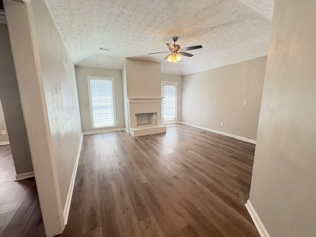 1000 Wehring Ln