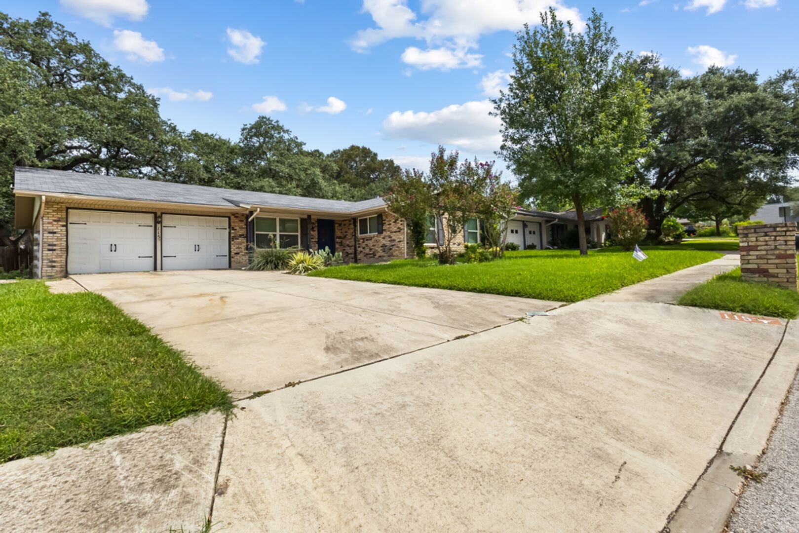 115 Da Gama Universal City, TX 78148