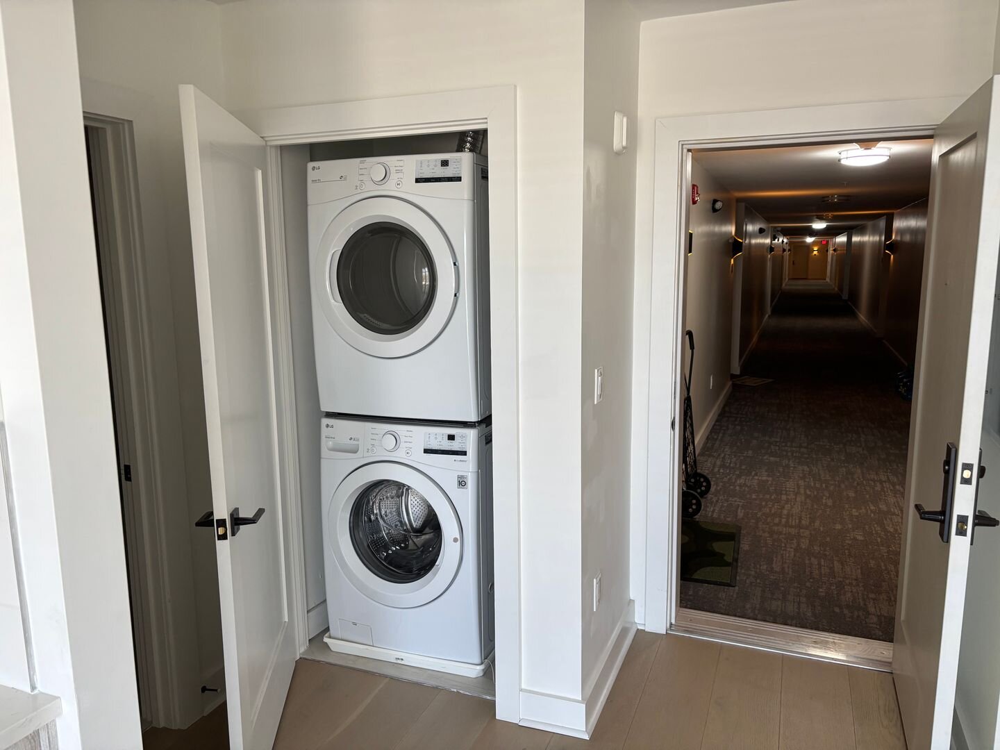 917 Bennington St 202 East Boston, MA 02128