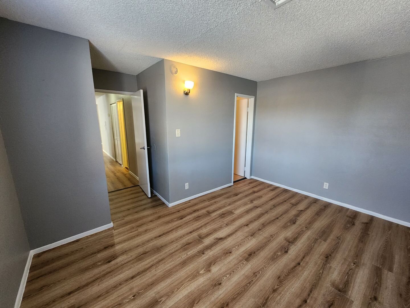 1705 Breckenwood Court Unit 4 Las Vegas, NV 89115