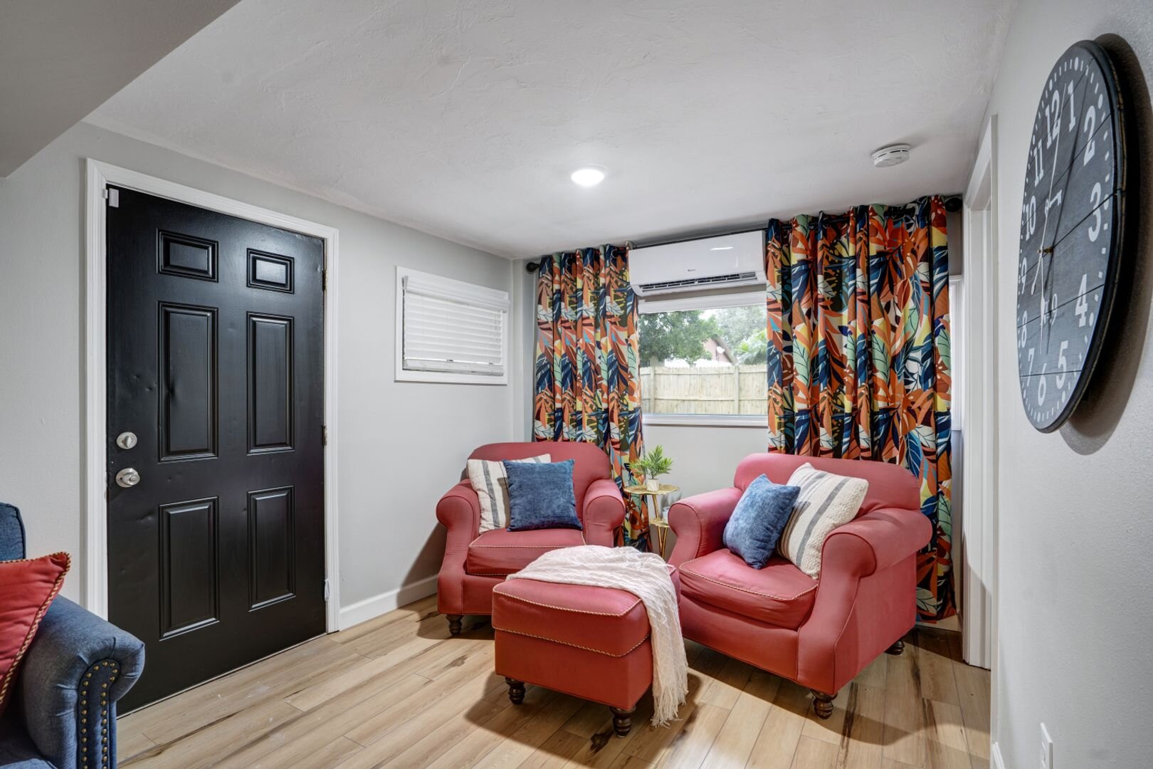 4705 Hollingsworth Ave - Lower Unit B 3 bed 2 bath pool Sarasota, FL 34233