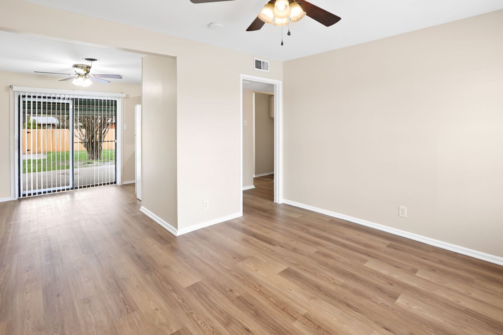 115 Harcourt San Antonio, TX 78223