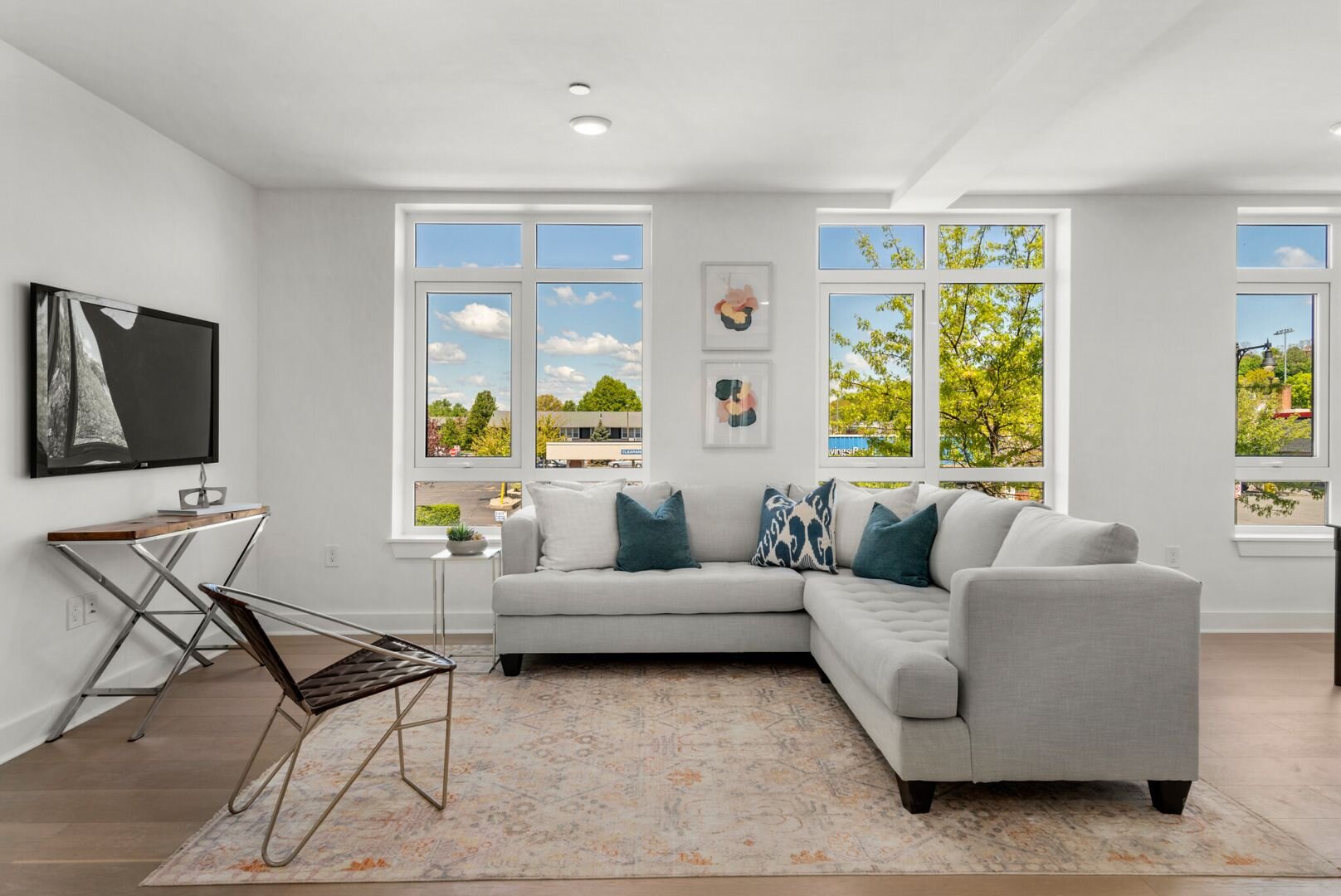 917 Bennington St 211 East Boston, MA 02128