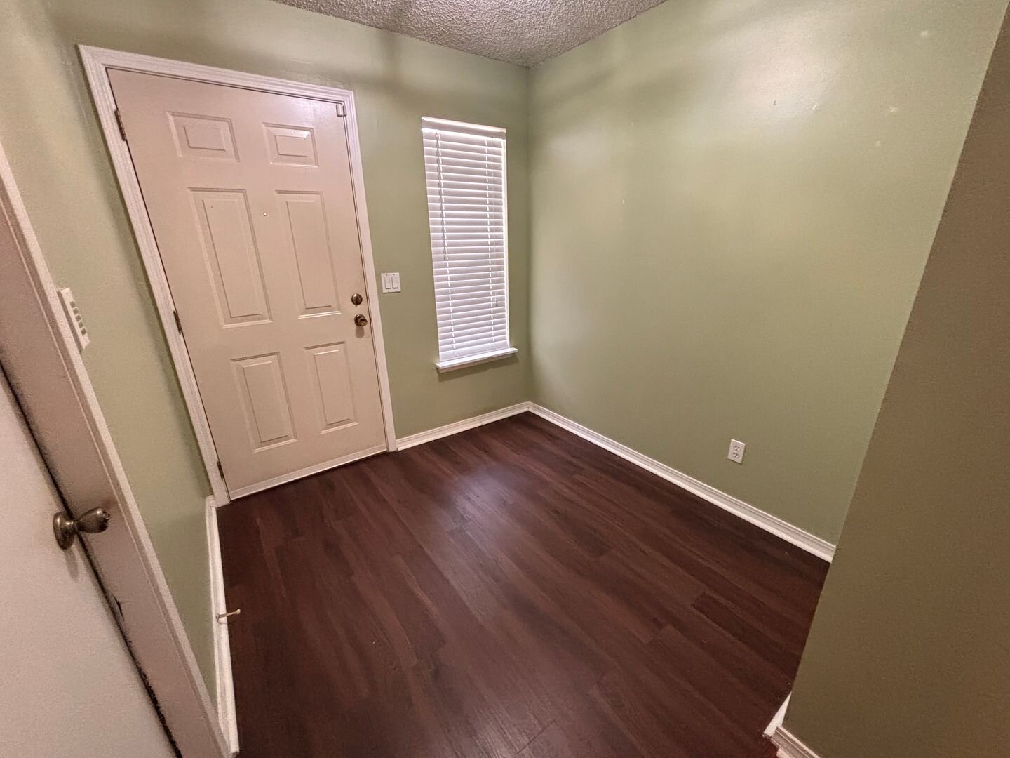 8531 Sturbridge Circle E Jacksonville, FL 32244