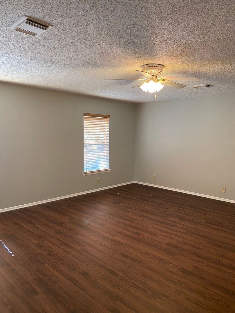 10811 Redbush Park San Antonio, TX 78249
