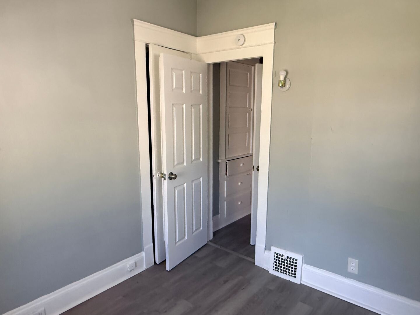 3382 E. 102nd Street Cleveland, OH 44104