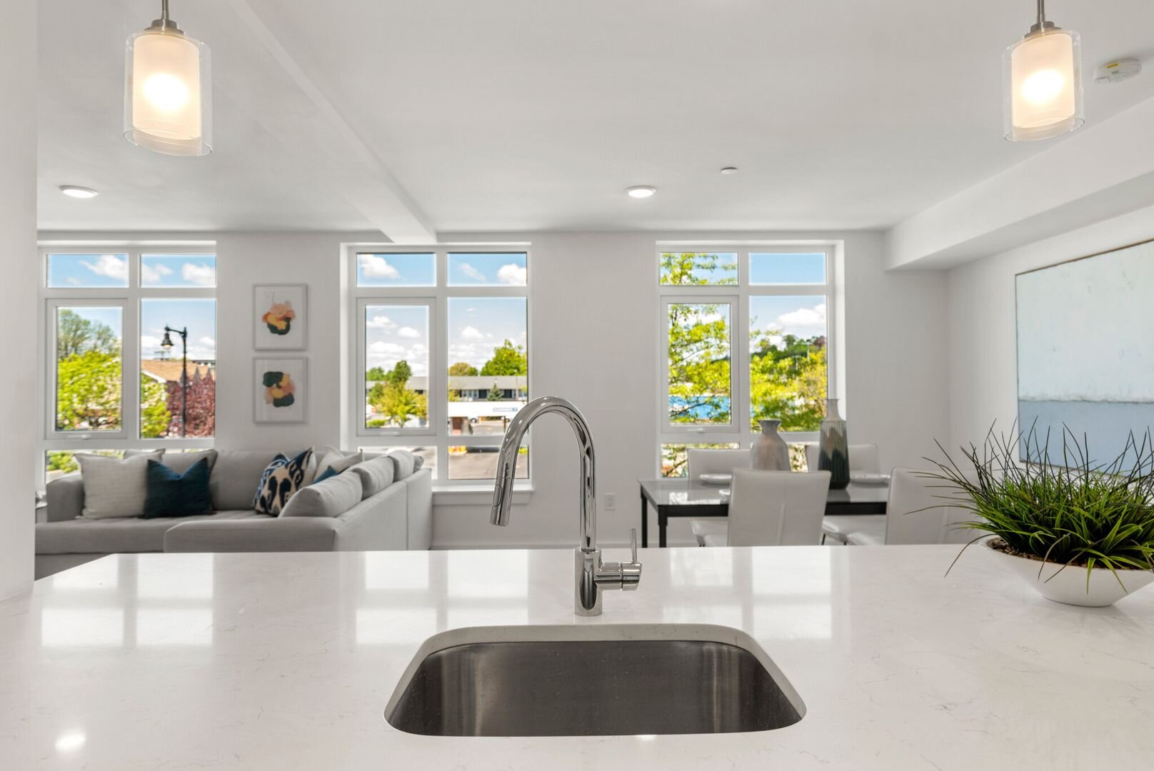 917 Bennington St 211 East Boston, MA 02128