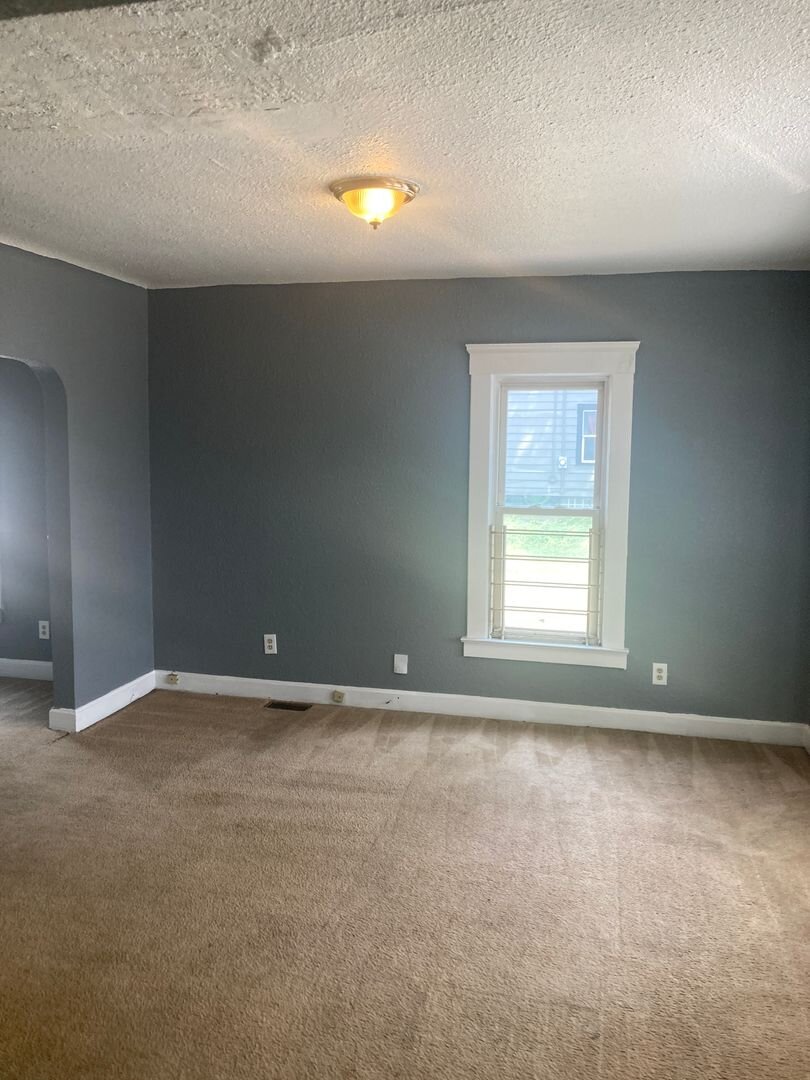 14221 Darley Ave Cleveland, OH 44110