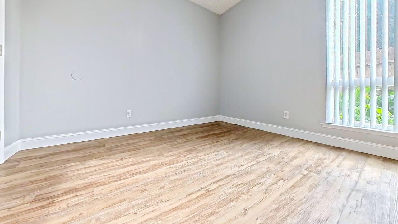 1124D