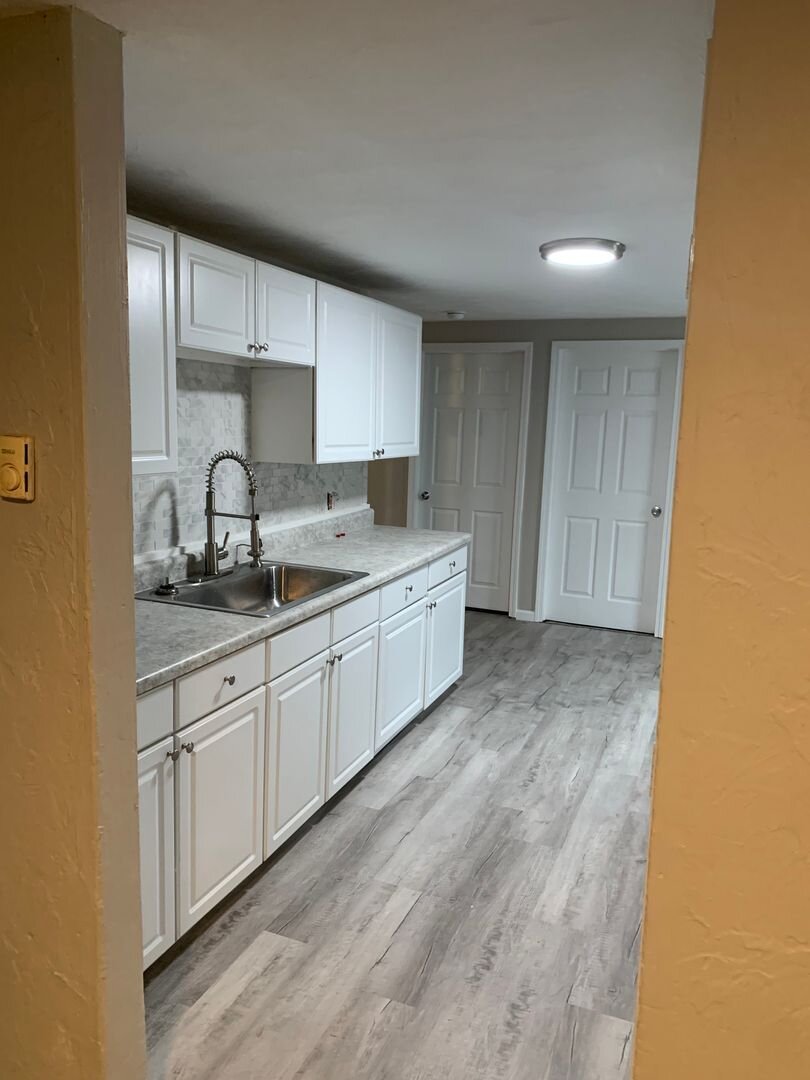 661 Washington Avenue - Down Lorain, OH 44052