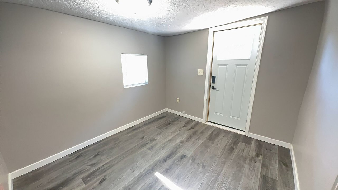 1700 B St - 1700 B St - 5 Lincoln, NE 68502