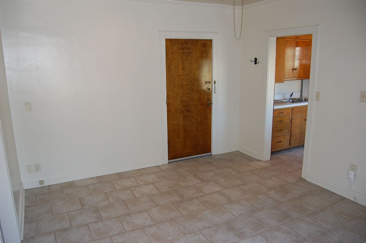 1739 G St. - A2 Lincoln, NE 68508