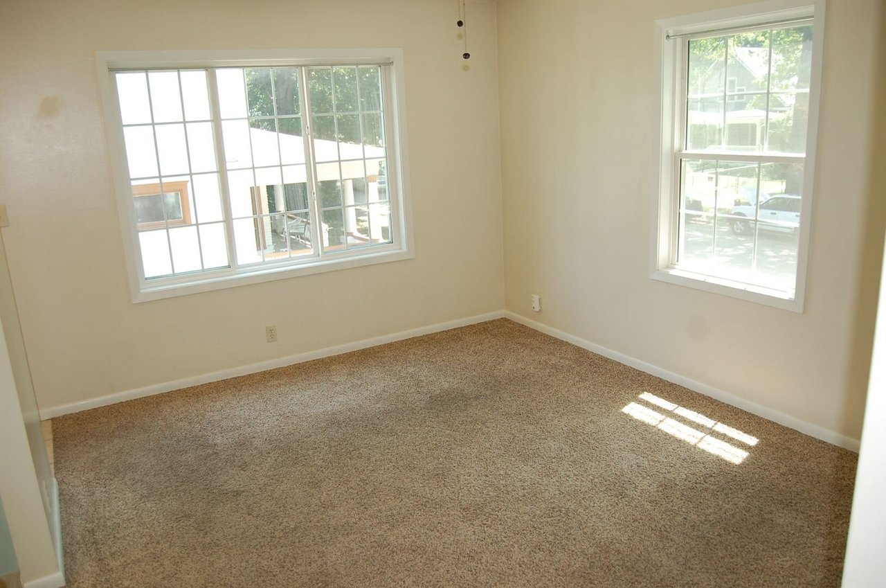 1950 Washington St. - 5 Lincoln, NE 68502