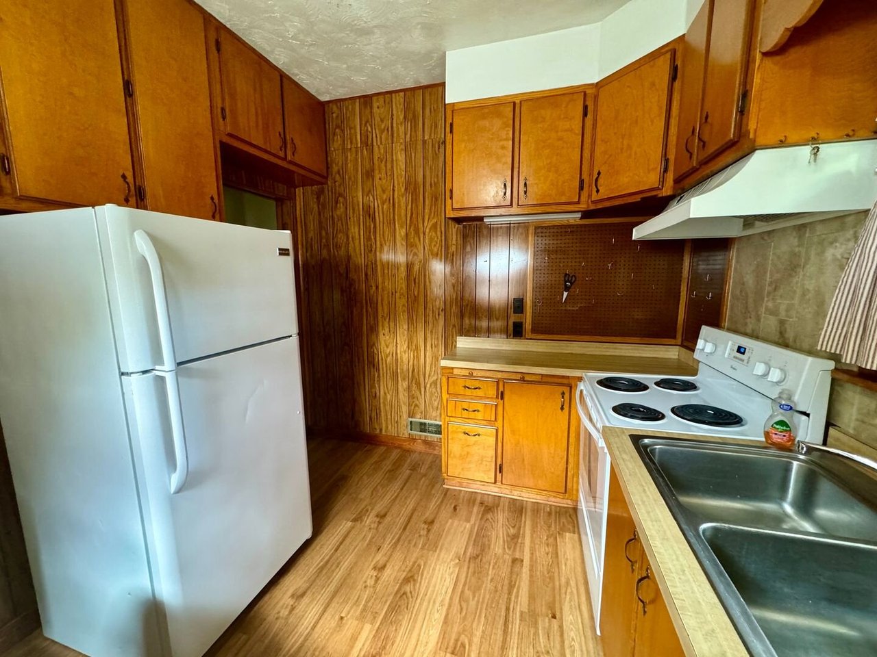 1430 S 33rd St Lincoln, NE 68506