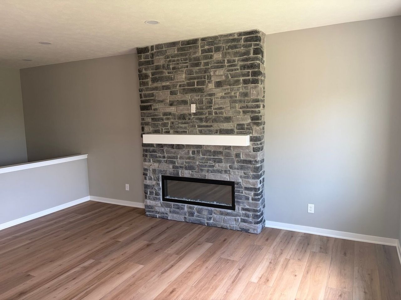 14805 Willow Street Bennington, NE 68007