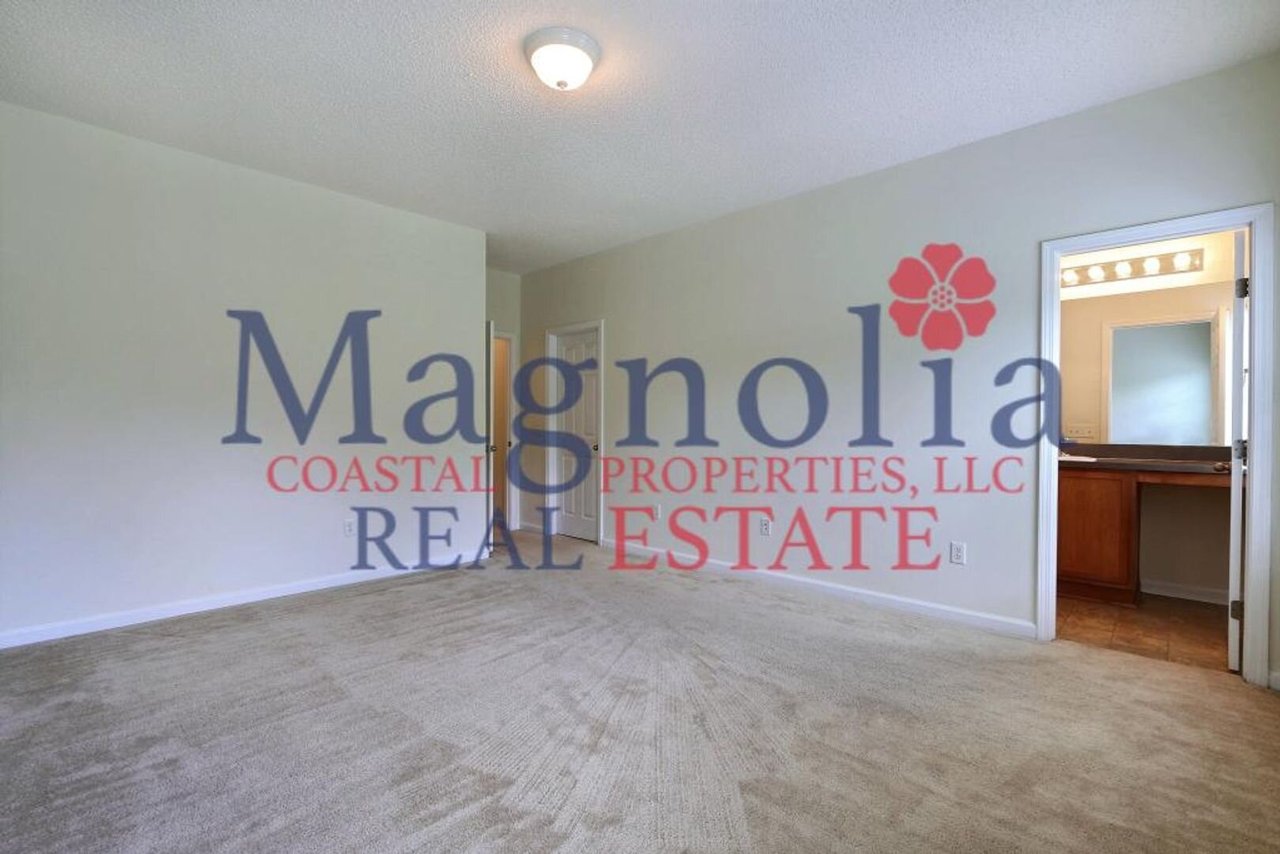 20 Evergreen Oak Dr Richmond Hill, GA 31324