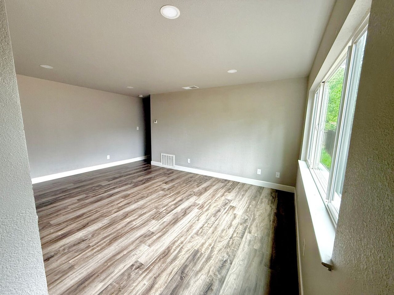 5028 Venuto Way Sacramento, CA 95841-2693