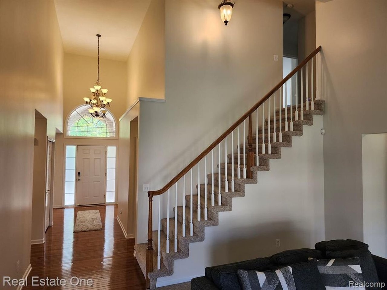 41568 Thoreau Ridge Novi, MI 48377