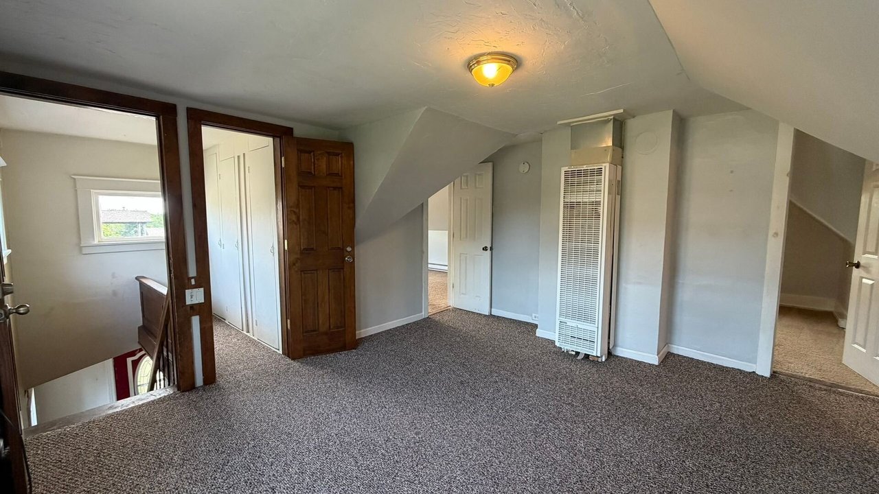 810 E Division St Apt B Cadillac, MI 49601