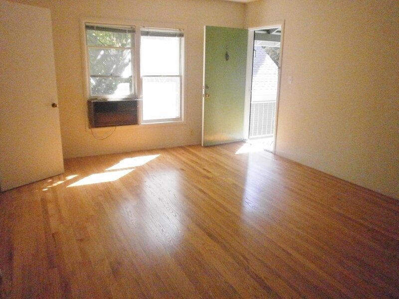 2320 G Street #5 Sacramento, CA 95816