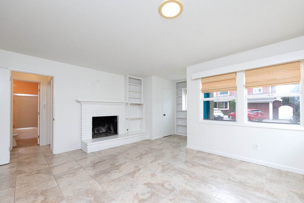 136 Oxnard Ave Oxnard, CA 93035