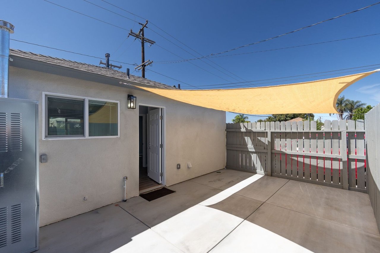 506 E Hemlock St Oxnard, CA 93033