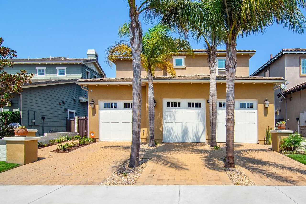 4011 Adriatic St. Oxnard, CA 93035