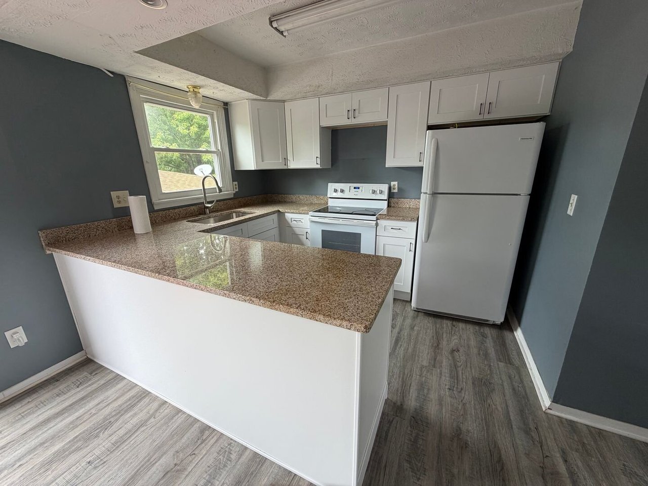 7742 Brams Hill Dr Centerville, OH 45459
