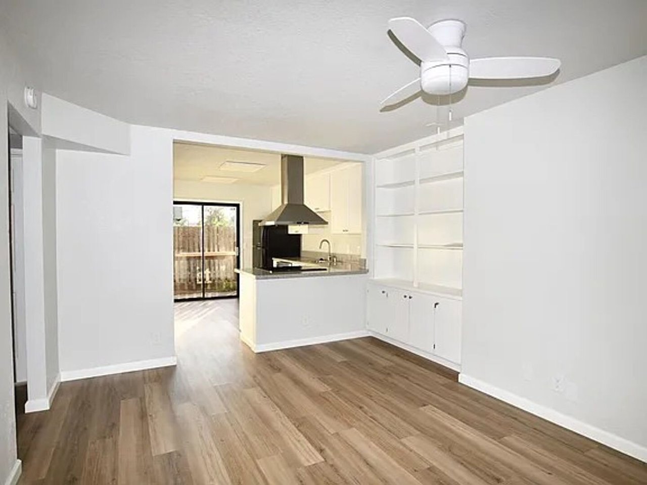 4835 Orange Grove Avenue - 01 Sacramento, CA 95841
