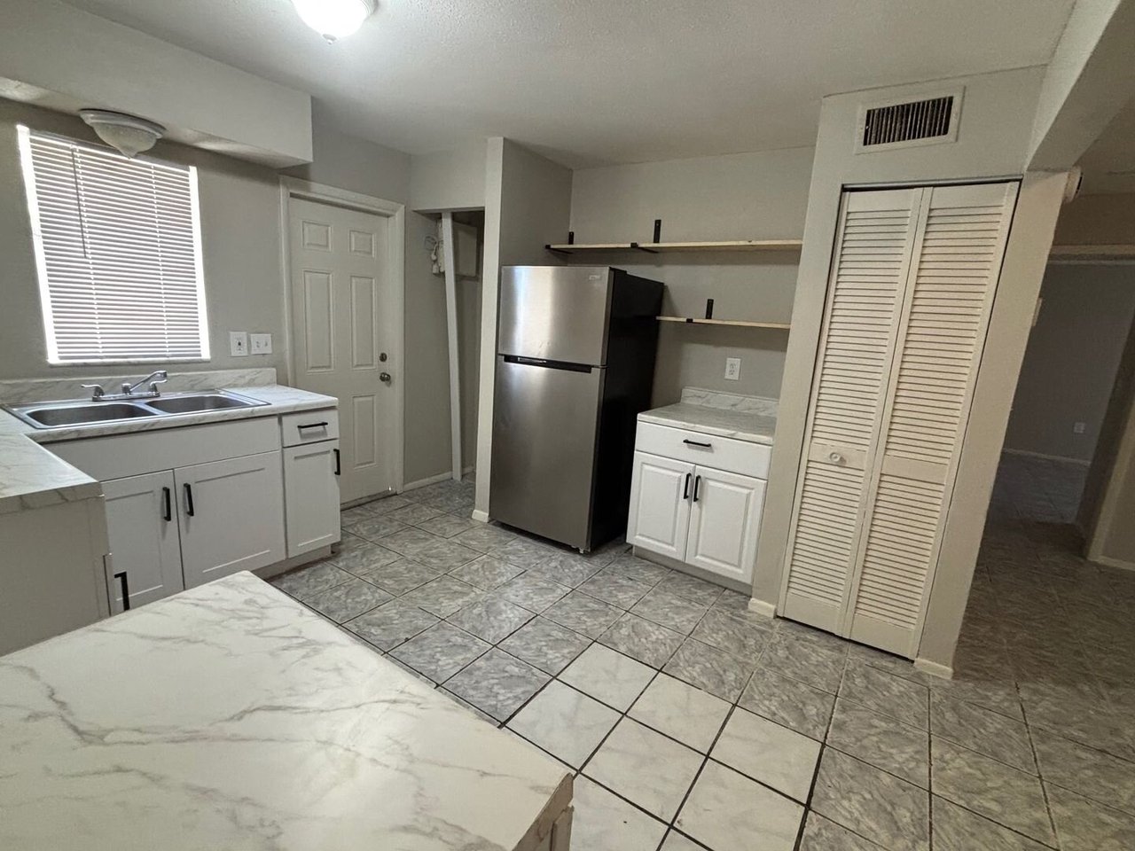 921 33rd Ave W Bradenton, FL 34205