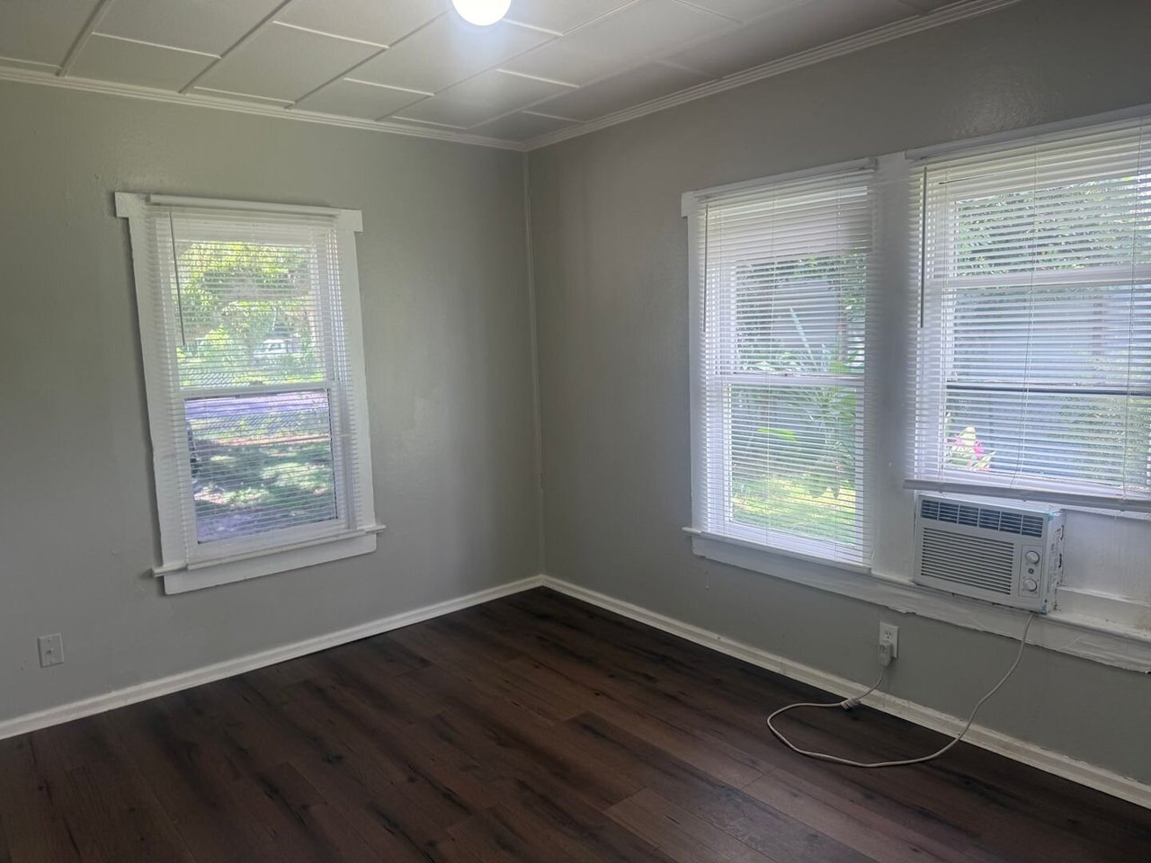 2745 9th St E Unit A Bradenton, FL 34208