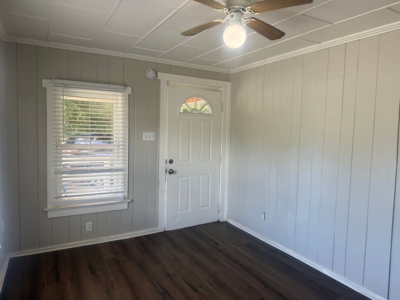2745 9th St E Unit A Bradenton, FL 34208