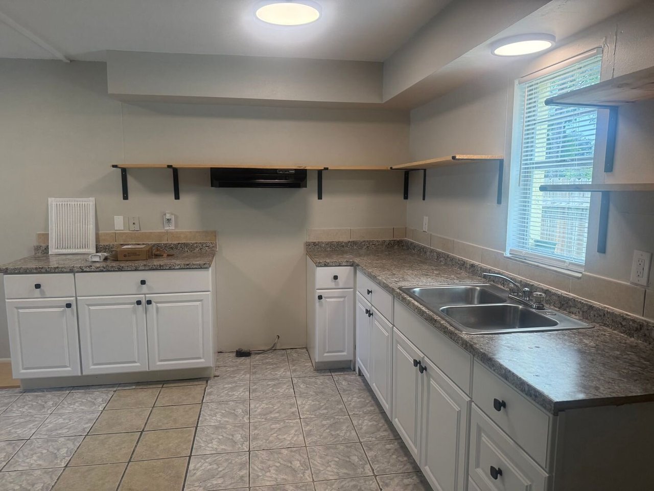 919 33rd Ave W Bradenton, FL 34205