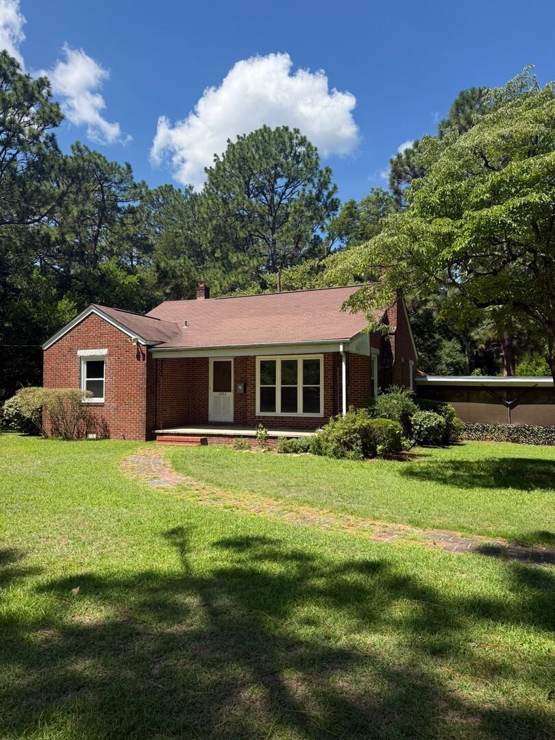 1203 N Poplar St Aberdeen, NC 28315
