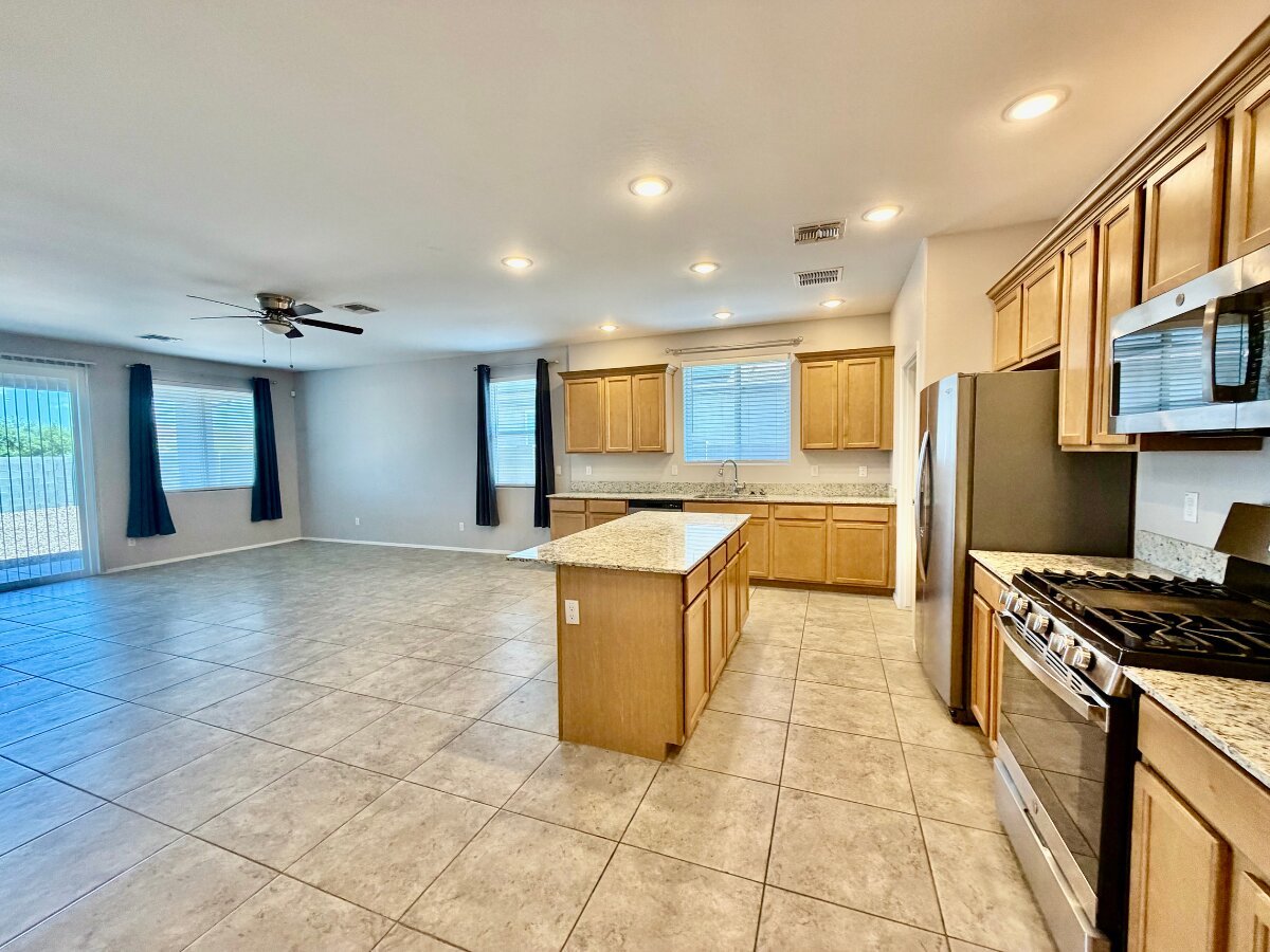 13484 W Range Mule Dr, Peoria, AZ 85383
