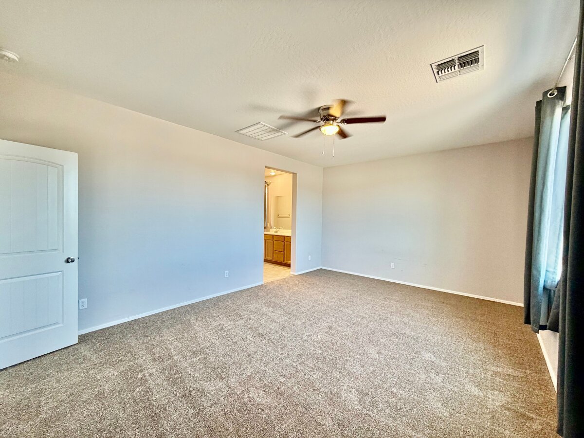 13484 W Range Mule Dr, Peoria, AZ 85383
