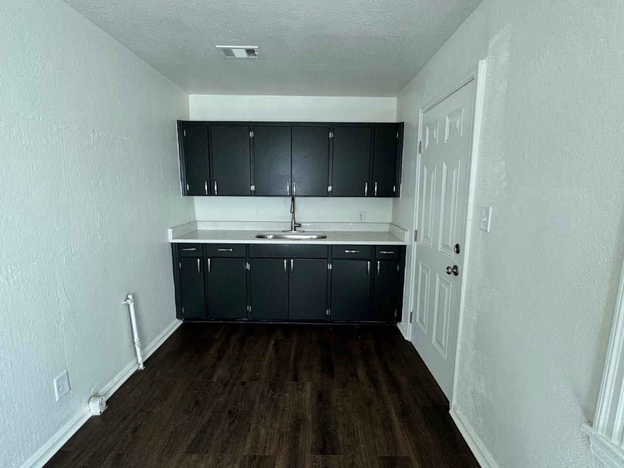 1480 Brewer Ave
