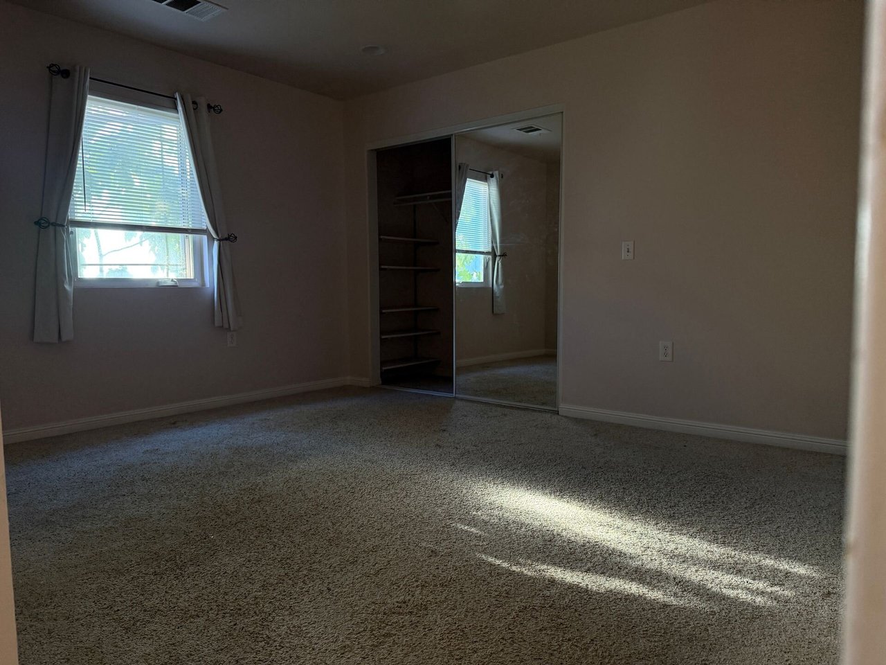4411 4th Avenue - Unit B Sacramento, CA 95817