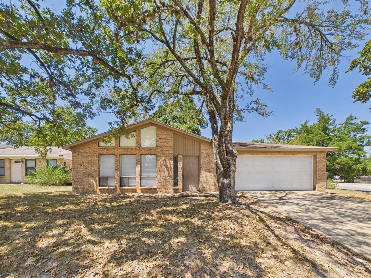 1013 San Benito