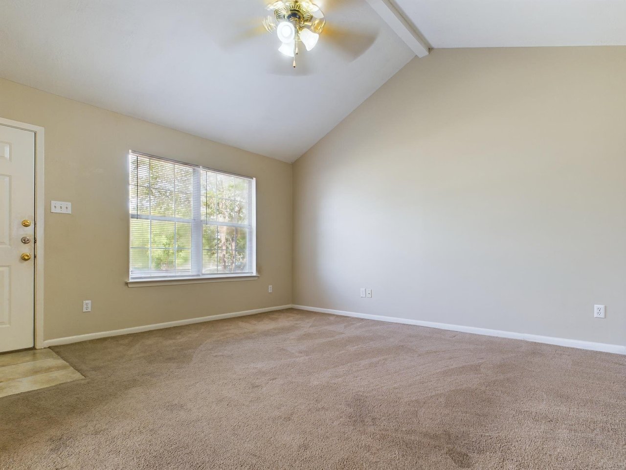 2404 Brittain