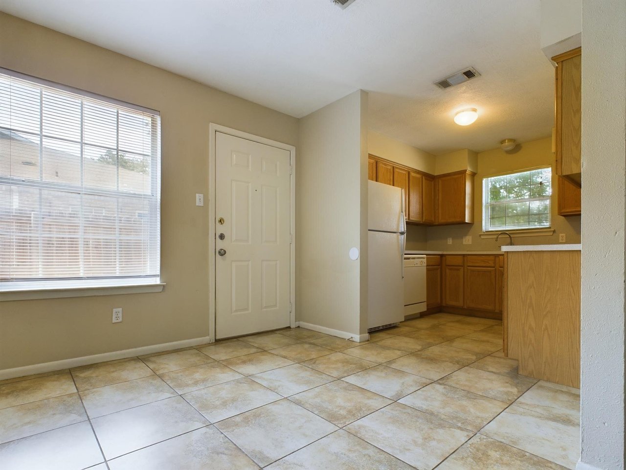 2404 Brittain