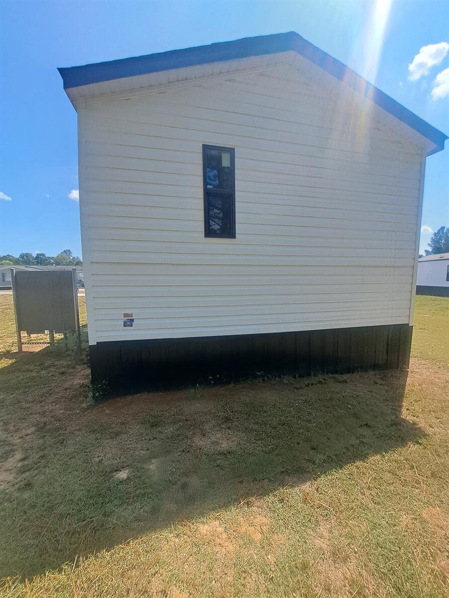 Lot 1026 - Rental