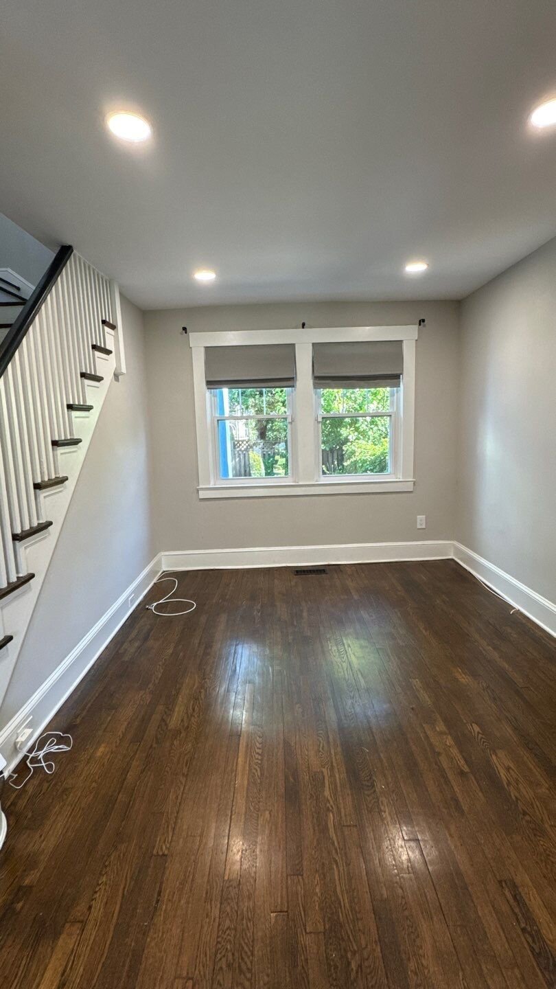 432 Kenneth Sq