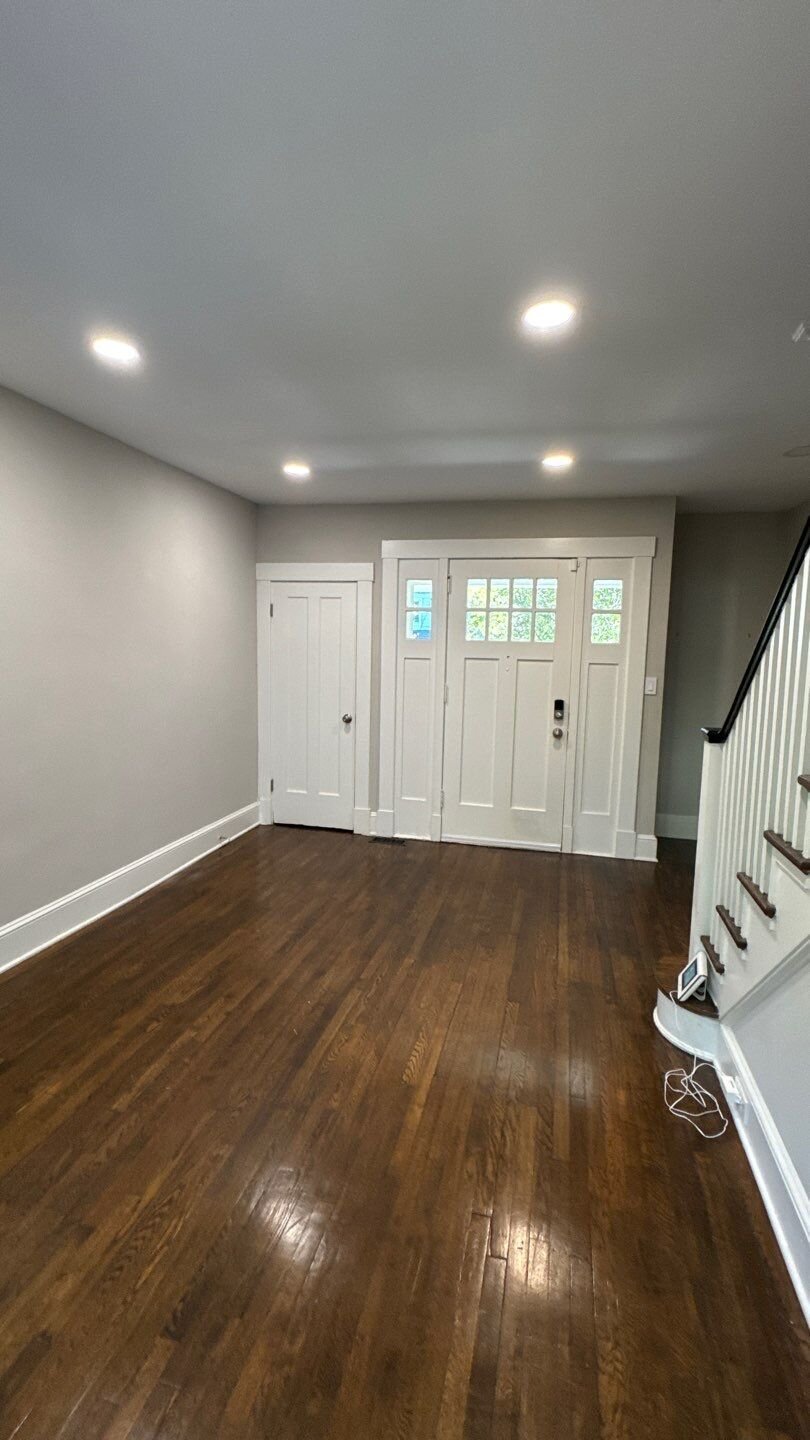 432 Kenneth Sq