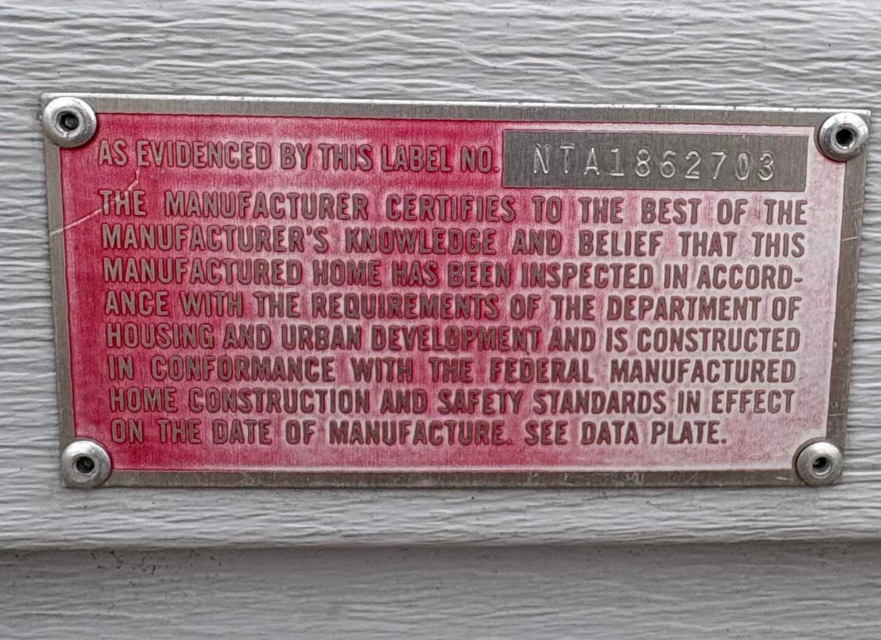 128