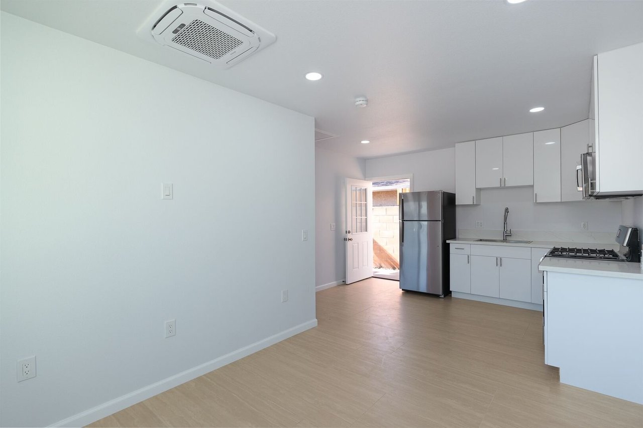 3630 S F St #2 Oxnard, CA 93033