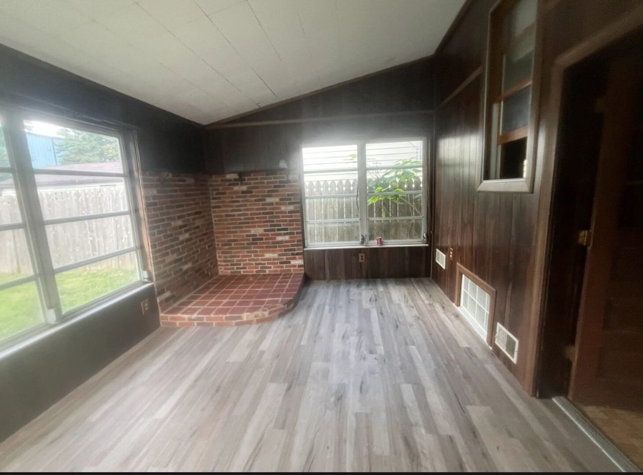 360 Lemert Street Toledo, OH 43605