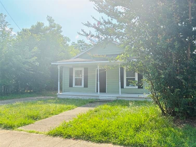611 Buffalo St.