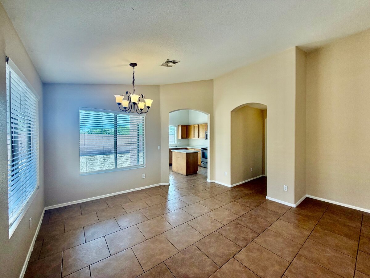 9323 W Harmony Ln