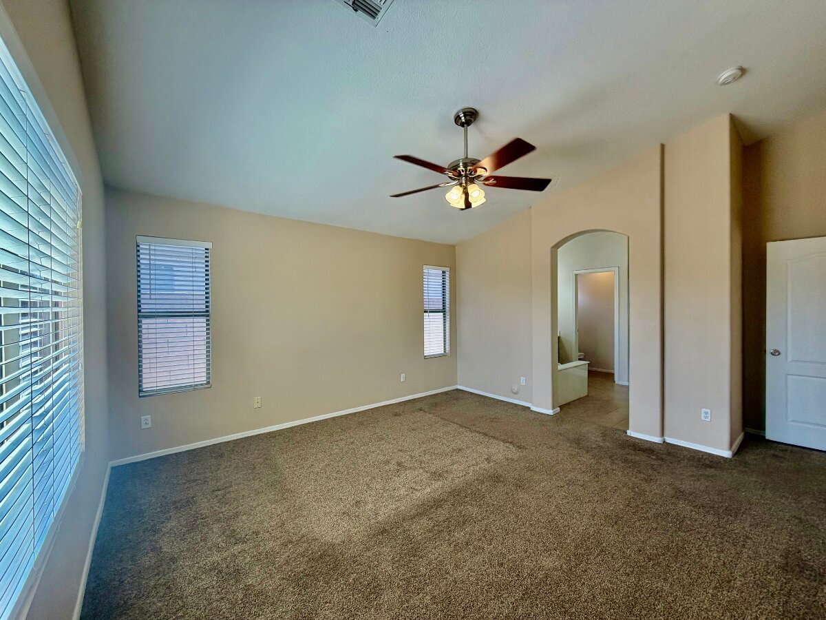 9323 W Harmony Ln